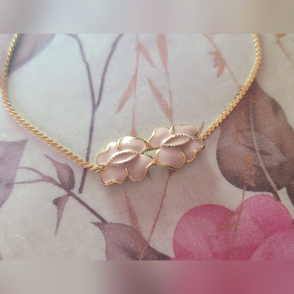 Vtg 90s D'Orlan Pink Flower Gold Plated Bracelet 🌺🌴 - Picture 3 of 5